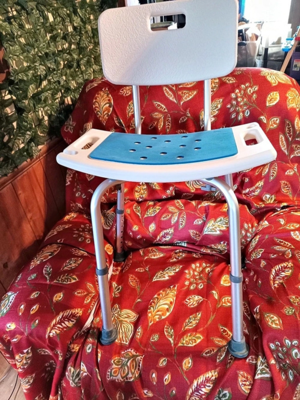 Medokare Shower Chair with Back and Padded Seat White & Blue